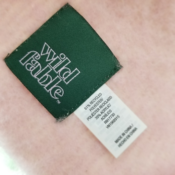 Wild Fable Scarf Rainbow Color Block Stripes Fuzzy Thick Fringe Rectangle 14x80 - Picture 5 of 6